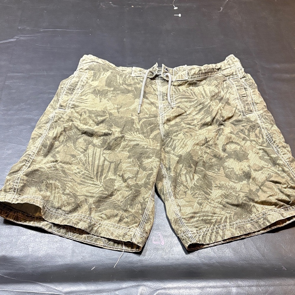 Fat Face Olive Tropical-Leaf Print Swim Trunks